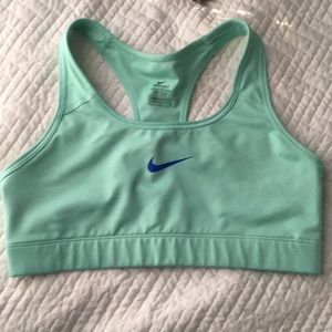 Nike Dri-Fit Sportsbra